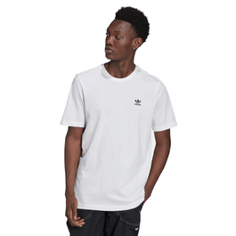Modelo utilizando a Camiseta Adidas Mn Adicolor Essentials Trefoil Branco com a logo preta epquena, na região do peitoral esquerdo