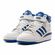Par de tênis adidas forum cano médio na cor branca e detalhes em azul