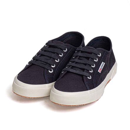 Zapatos Clásicos Blancos 2750 Cotu Classic Superga – Steve Madden Ecuador
