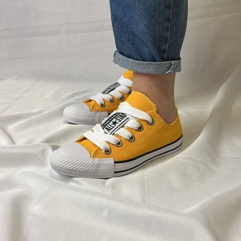 Tênis Converse Chuck Taylor All Star Ox Sketch Amarelo